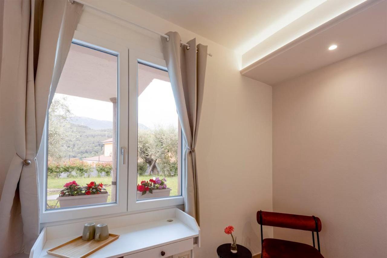 Gli Ulivi Rooms And Breakfast Marina dʼMarina dʼAndora Bagian luar foto